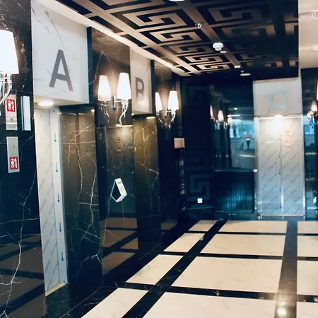 Hanza Tower -m&m Luxury *