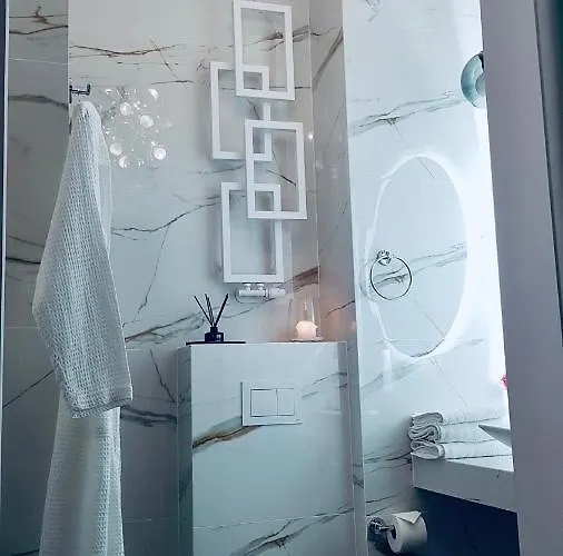 Hanza Tower -m&m Luxury